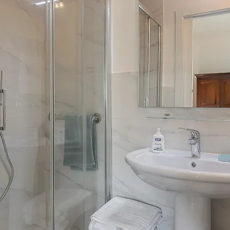 Cozy Flat With A View From Palazzo Medici Soderini דירה *